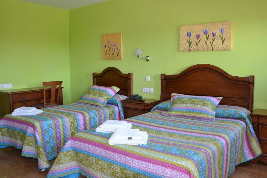 San Miguel De La Barreda Hotel Siero Eksteriør billede